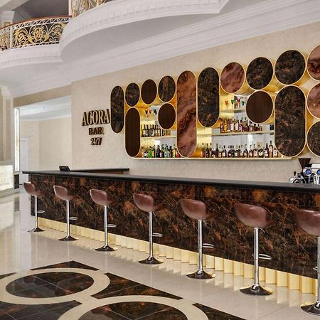 Ramada By Wyndham Shymkent Hotel Buitenkant foto
